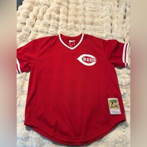 Mitchell & Ness Cooperstown Authentic Johnny Bench #5 Reds Jersey – Men’s Medium